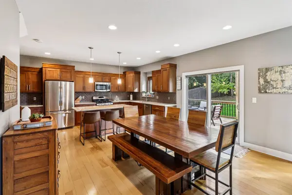 8410 Parkside Circle, West Des Moines, IA 50266