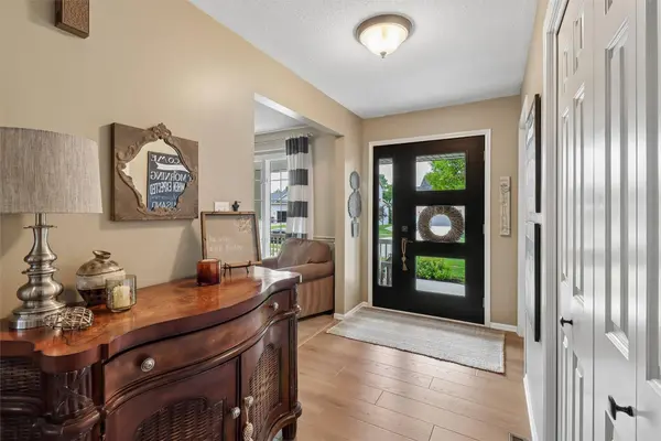 5518 Ponderosa Drive, West Des Moines, IA 50266
