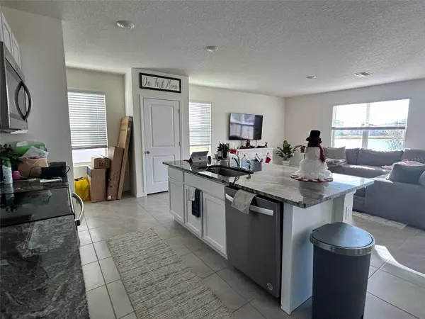 8309 HARDY BAY LOOP, Wesley Chapel, FL 33545