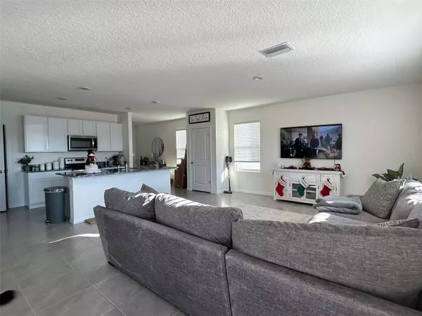 8309 HARDY BAY LOOP, Wesley Chapel, FL 33545