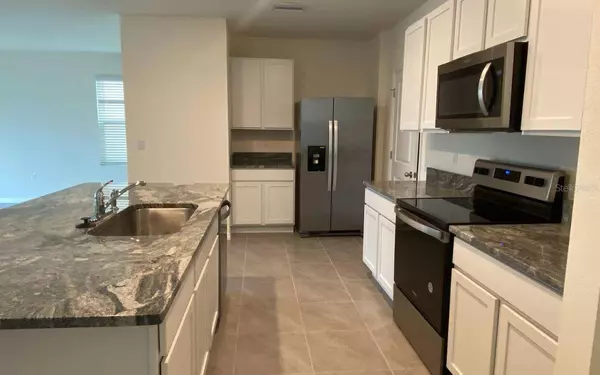 8309 HARDY BAY LOOP, Wesley Chapel, FL 33545