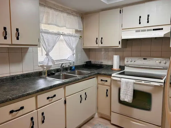 6029 WYOMING AVE, New Port Richey, FL 34653