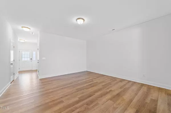 149 E Porthaven Way, Clayton, NC 27527