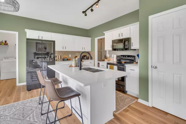 31 Bucking Saddle Way, Willow Springs, NC 27592