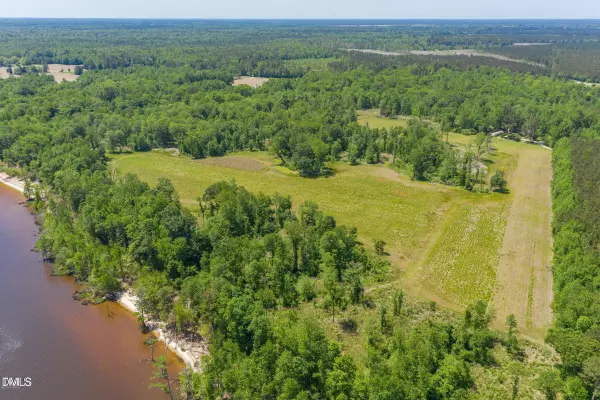 3236 Ephesus Church Road, Blounts Creek, NC 27814