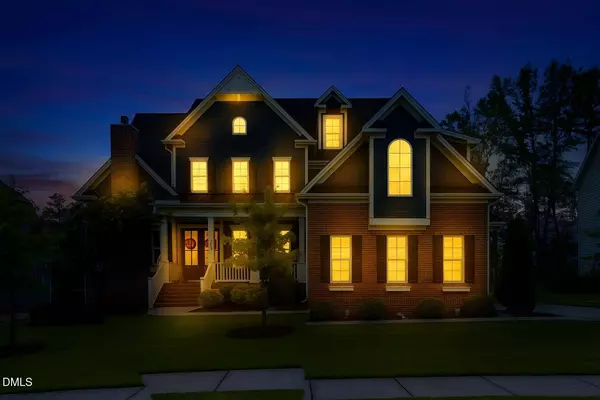 2128 Vandiver Way, Apex, NC 27523