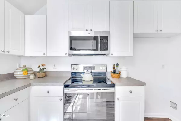 2001 Metacomet Way, Raleigh, NC 27604