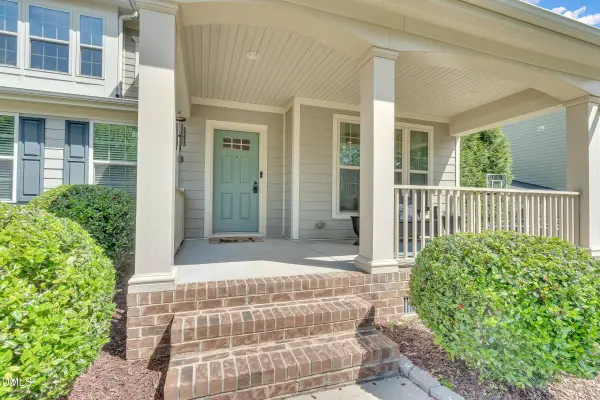899 Legacy Falls S DR, Chapel Hill, NC 27517