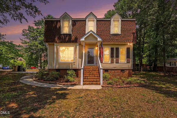 302 Hutchins DR
