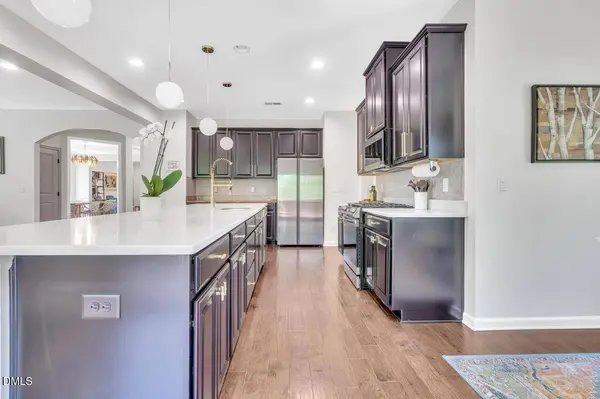 899 Legacy Falls S DR, Chapel Hill, NC 27517