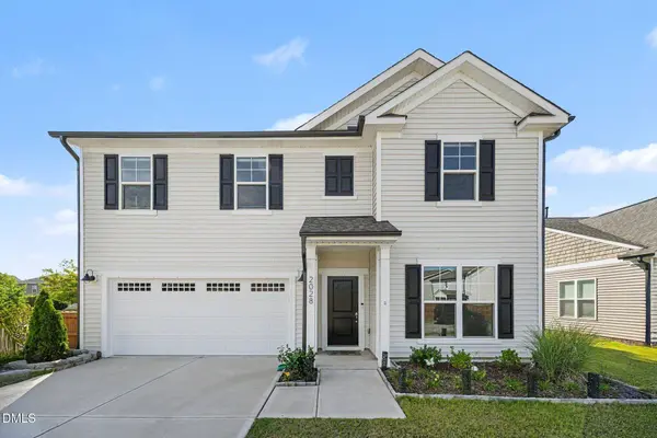 2028 Fox Chapel PL, Fuquay Varina, NC 27526