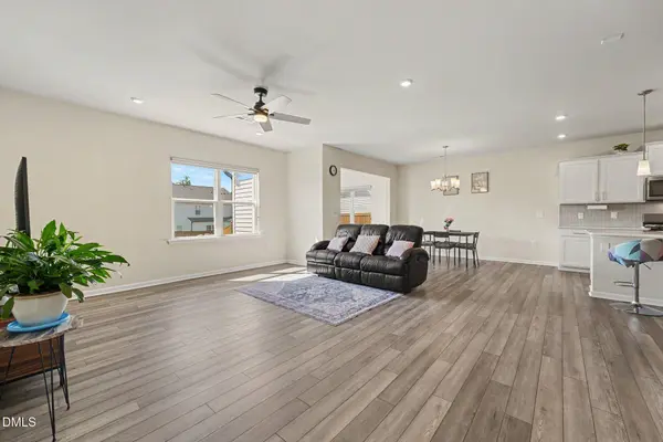 2028 Fox Chapel PL, Fuquay Varina, NC 27526