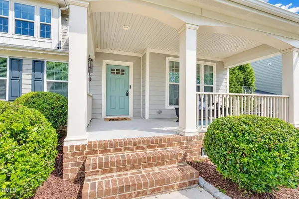 899 Legacy Falls S DR, Chapel Hill, NC 27517