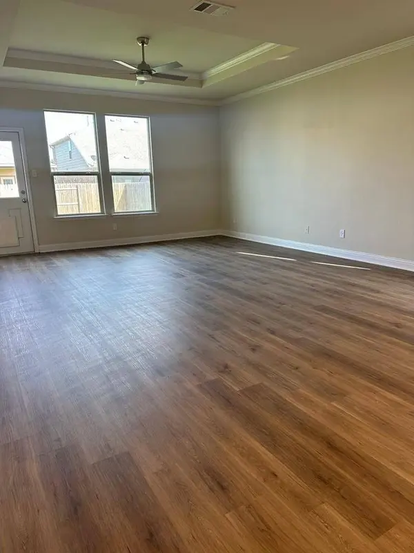 19733 Shinning Isle RUN, Pflugerville, TX 78660