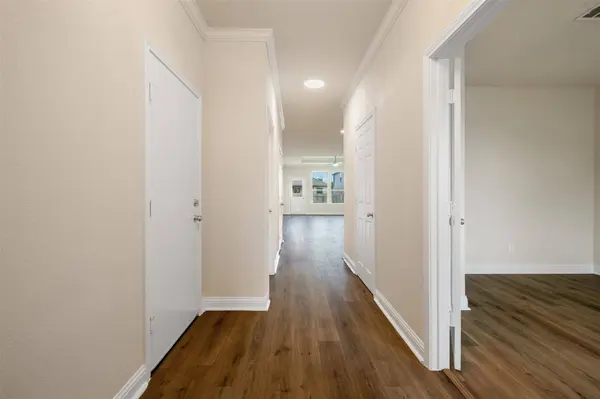 19733 Shinning Isle RUN, Pflugerville, TX 78660