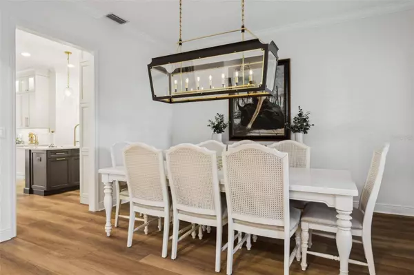 15704 MIFFLIN CT, Tampa, FL 33647