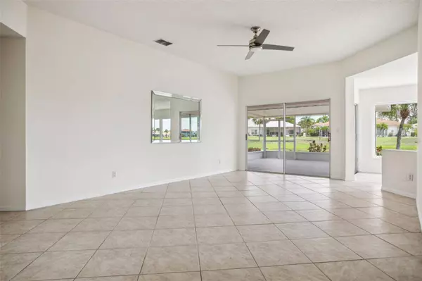 1714 S PEBBLE BEACH BLVD, Sun City Center, FL 33573