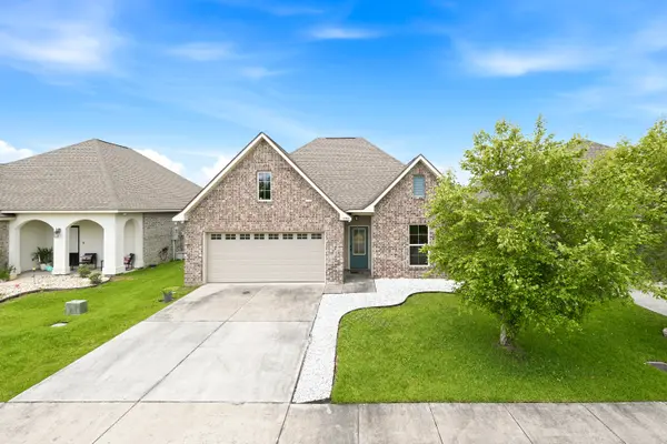 4792 Viola Farms Dr, Addis, LA 70710-3103