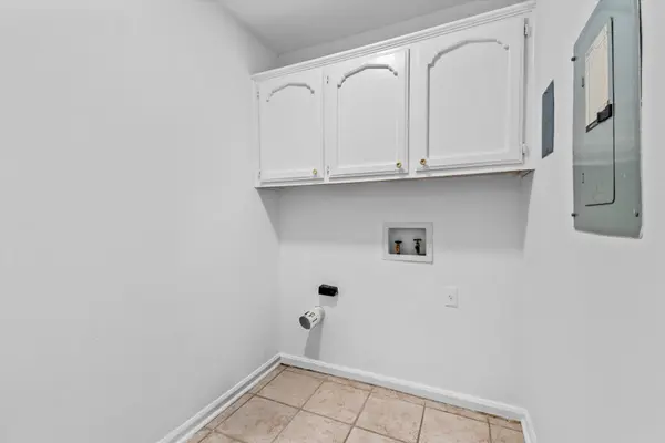 4624 Parkoaks Dr #6, Baton Rouge, LA 70816-4788