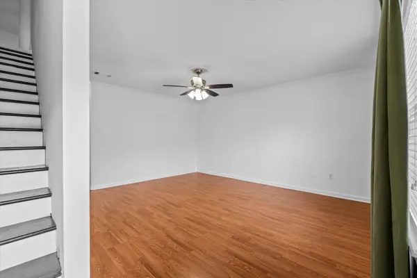 4624 Parkoaks Dr #6, Baton Rouge, LA 70816-4788