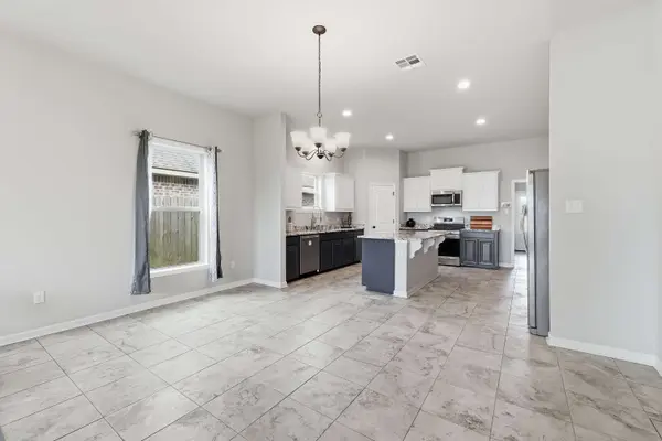 4792 Viola Farms Dr, Addis, LA 70710-3103