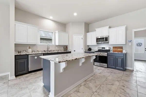 4792 Viola Farms Dr, Addis, LA 70710-3103