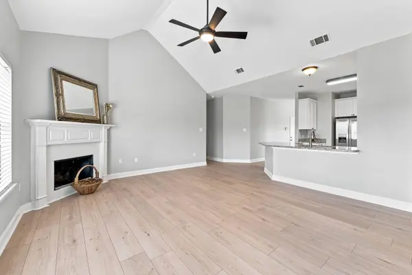 43266 N Henderson Ave, Prairieville, LA 70769-6470