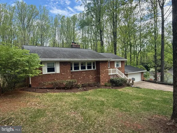 7302 STUART CIR, Warrenton, VA 20187