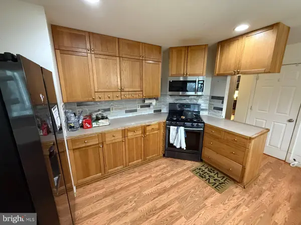 521 NORTHERN SPY DR, Linden, VA 22642