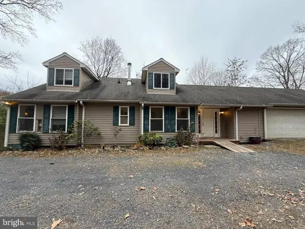 521 NORTHERN SPY DR, Linden, VA 22642