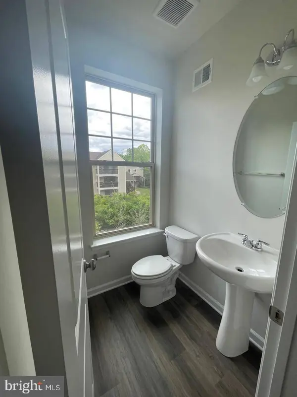 9389 BARNES LOOP, Manassas, VA 20110