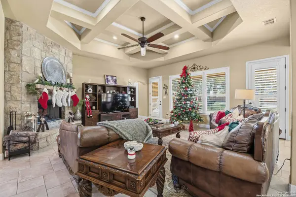 113 Eden Crossing, Adkins, TX 78101