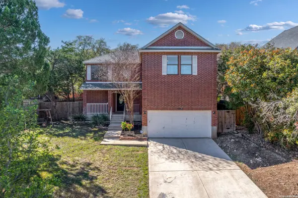 15831 Walnut Creek Dr, San Antonio, TX 78247