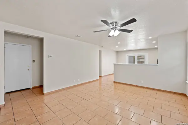 6627 Arbor Farm, San Antonio, TX 78239