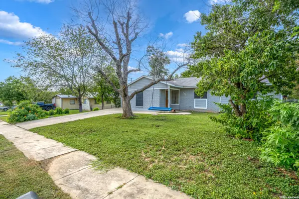 511 BARBUDA ST, San Antonio, TX 78227