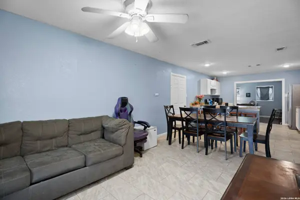 511 BARBUDA ST, San Antonio, TX 78227