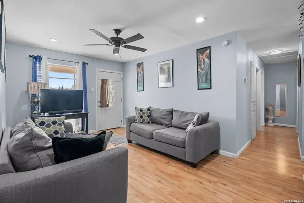207 Lynhaven, San Antonio, TX 78220