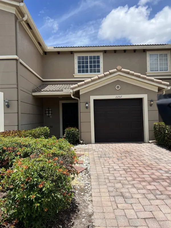 2257 SW Marshfield CT, Port St Lucie, FL 34953