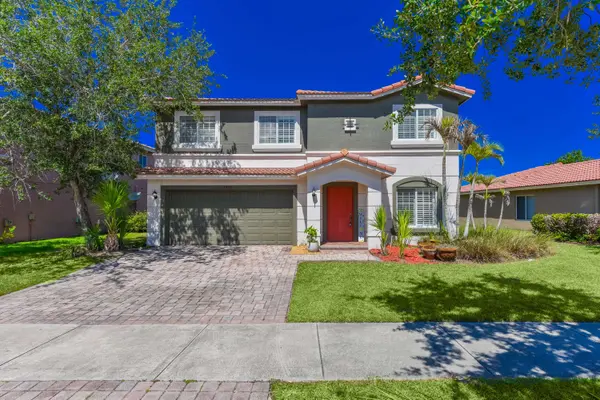 2020 SW Newport Isles BLVD, Port St Lucie, FL 34953