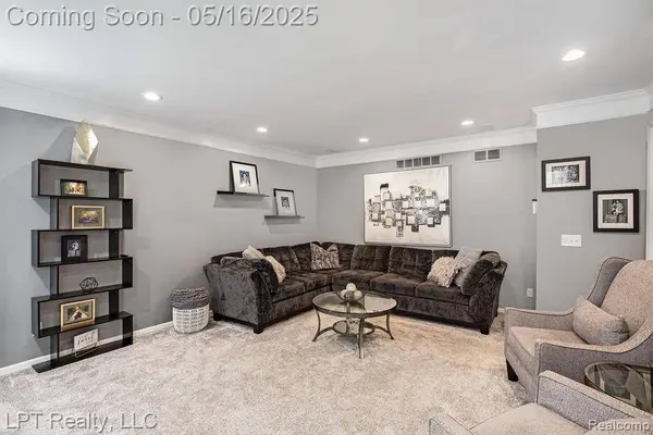 17968 HURON Drive, Macomb Twp, MI 48042