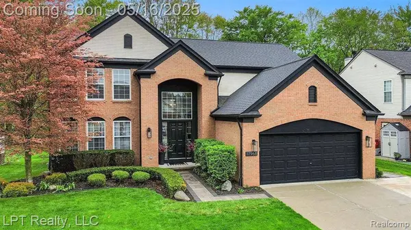 17968 HURON Drive, Macomb Twp, MI 48042