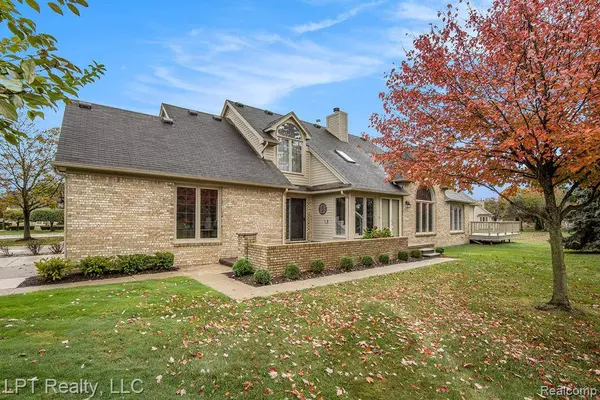 16905 Boulder Way LPT Realty, Michigan, Macomb Twp, MI 48042