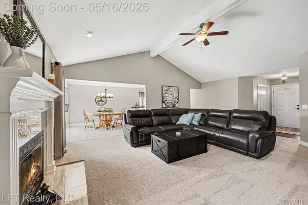 54174 Ego DR, Macomb Township, MI 48042