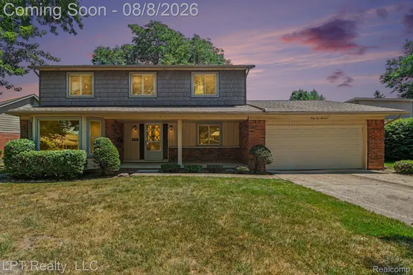 4100 Gatesford Circle DR, Troy, MI 48085
