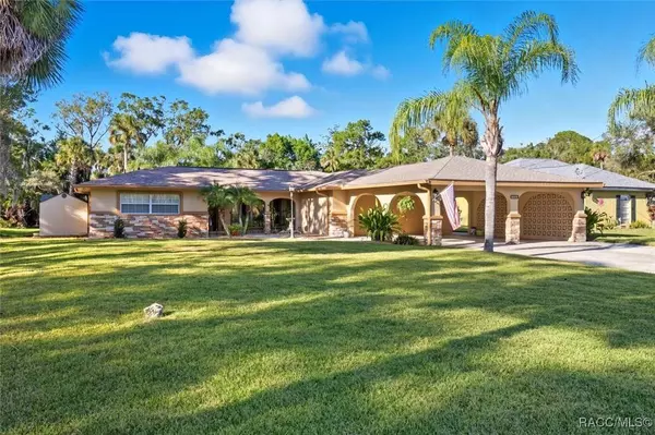 10039 W Halls River RD, Homosassa, FL 34448