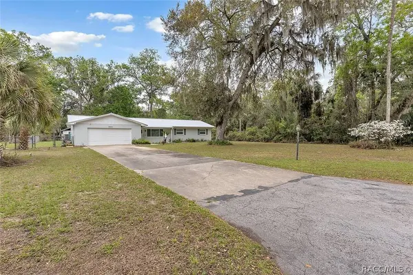 2001 NW 15th CT, Crystal River, FL 34428