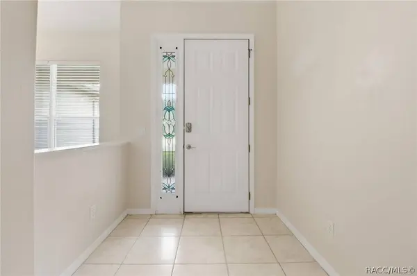 23 Pine ST, Homosassa, FL 34446