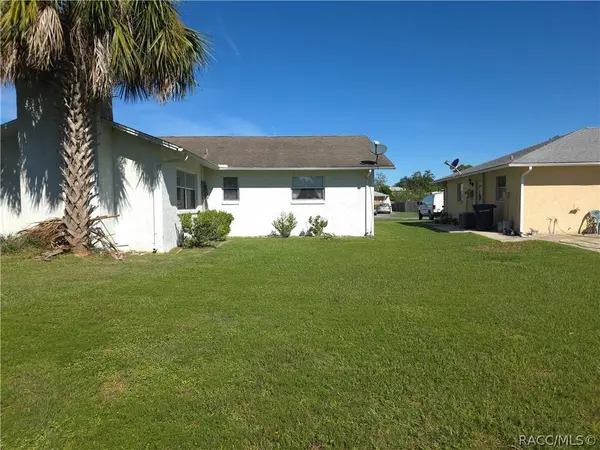 178 W Hollyfern PL, Beverly Hills, FL 34465