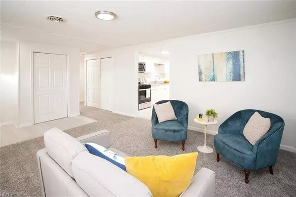 706 Grimes RD, Hampton, VA 23663