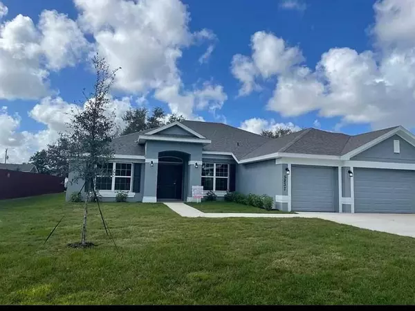 5237 NW Reba CIR, Port Saint Lucie, FL 34986
